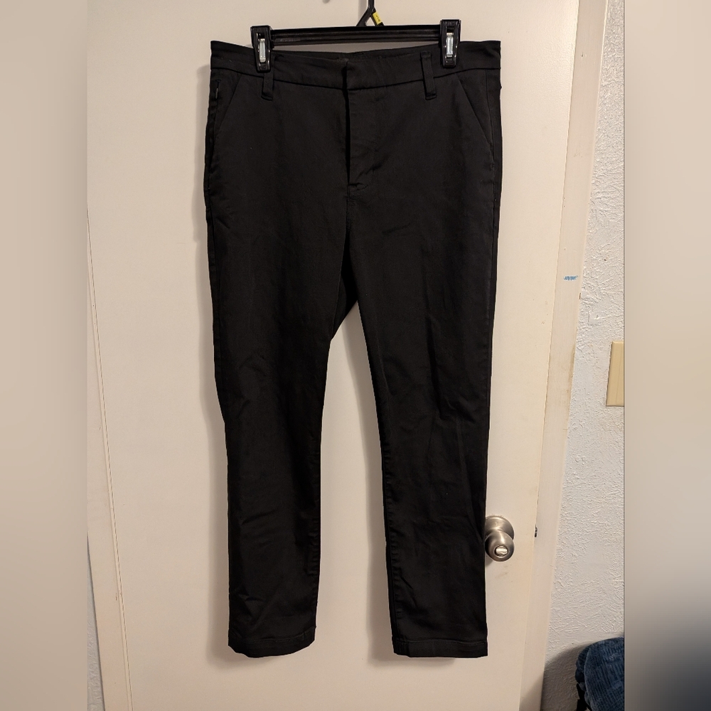 EUC Dish By DUER Black Technical Denim Straight Leg Pant - 31x28